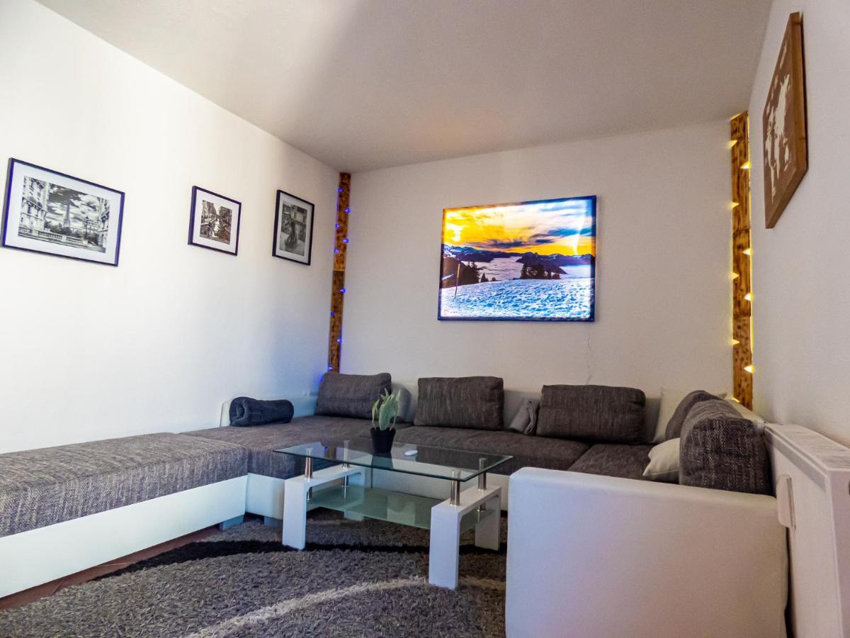 #121 Grosse, Gemuetliche Wohnung In Remscheid-City エクステリア 写真
