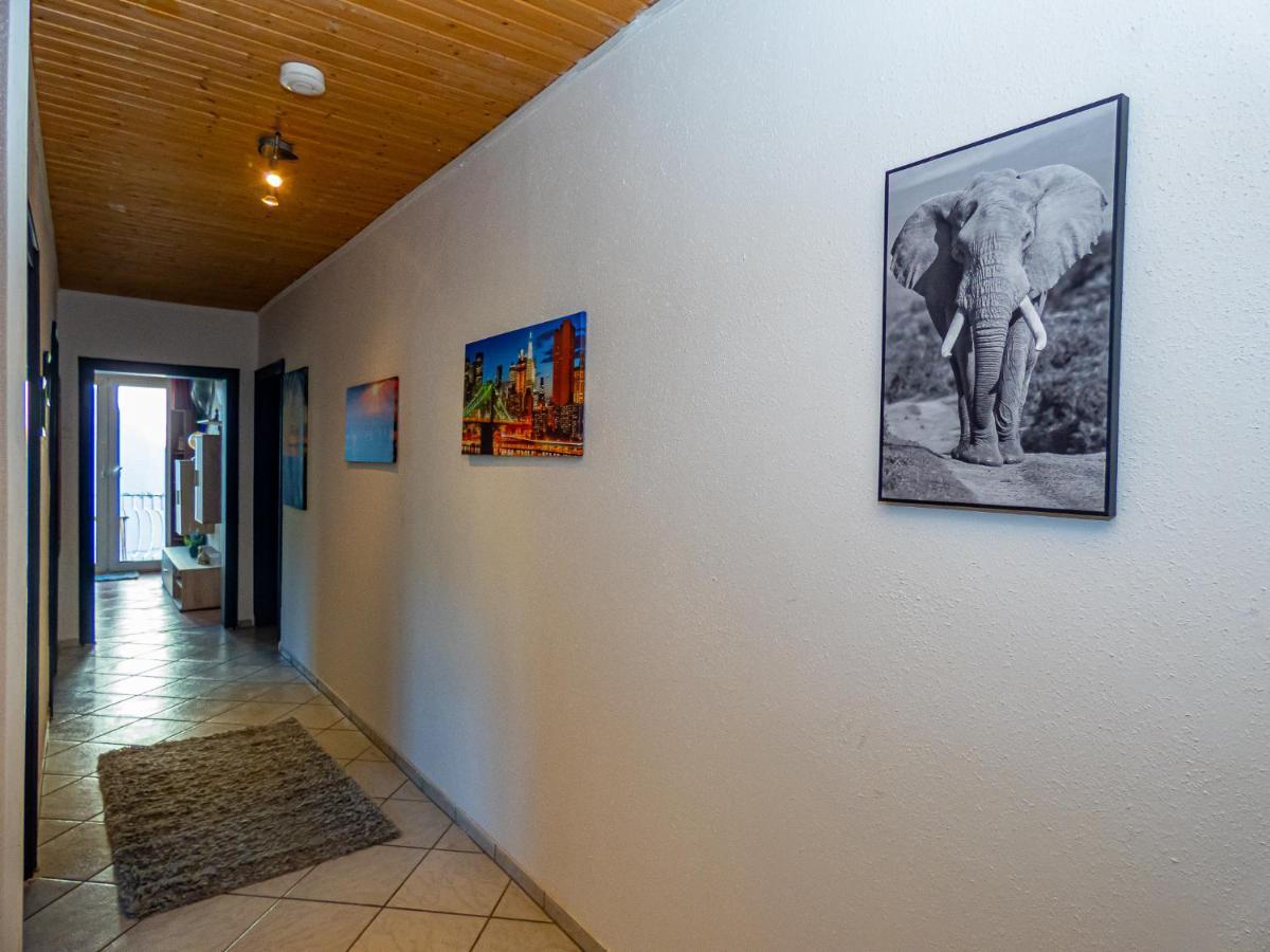 #121 Grosse, Gemuetliche Wohnung In Remscheid-City エクステリア 写真