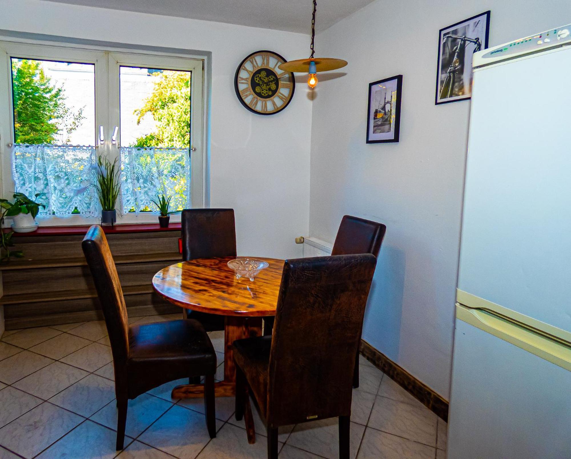 #121 Grosse, Gemuetliche Wohnung In Remscheid-City エクステリア 写真